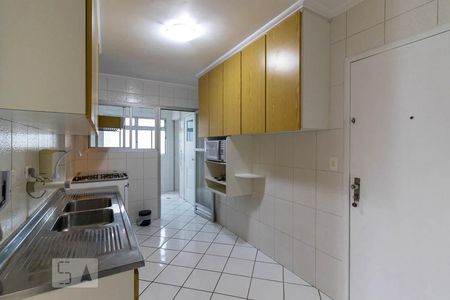 Apartamento à venda com 93m², 3 quartos e 2 vagasCozinha