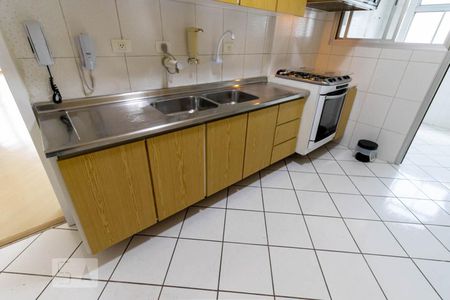 Apartamento à venda com 93m², 3 quartos e 2 vagasCozinha