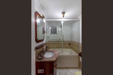 Apartamento à venda com 93m², 3 quartos e 2 vagasBanheiro Social