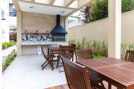 Apartamento para alugar com 34m², 2 quartos e sem vaga Apartamento para alugar com 34m², 2 quartos e sem vagaÁrea comum - Churrasqueira