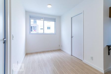 Sala de apartamento para alugar com 2 quartos, 34m² em Socorro, São Paulo