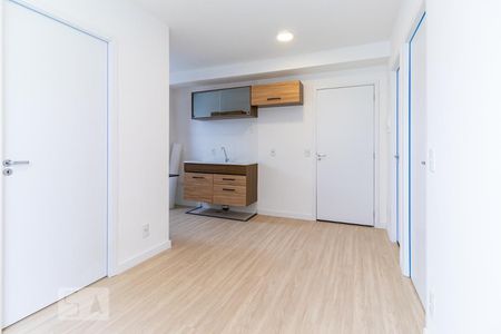 Sala de apartamento para alugar com 2 quartos, 34m² em Socorro, São Paulo