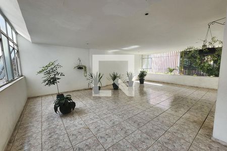 Apartamento para alugar com 75m², 2 quartos e 1 vaga Apartamento para alugar com 75m², 2 quartos e 1 vagaÁrea comum