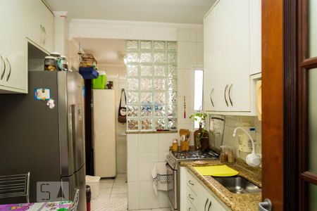Apartamento à venda com 111m², 3 quartos e 2 vagas Apartamento à venda com 111m², 3 quartos e 2 vagasCozinha