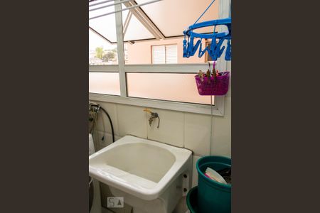 Apartamento à venda com 111m², 3 quartos e 2 vagas Apartamento à venda com 111m², 3 quartos e 2 vagasÁrea de Serviço