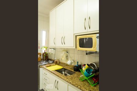 Apartamento à venda com 111m², 3 quartos e 2 vagas Apartamento à venda com 111m², 3 quartos e 2 vagasCozinha