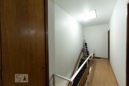 Casa para alugar com 270m², 3 quartos e 5 vagas Casa para alugar com 270m², 3 quartos e 5 vagasCorredor