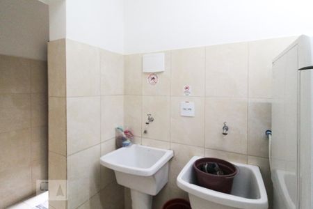 Studio para alugar com 35m², 1 quarto e sem vaga Studio para alugar com 35m², 1 quarto e sem vagaLavanderia