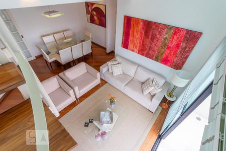 Apartamento para alugar com 214m², 3 quartos e 4 vagas Apartamento para alugar com 214m², 3 quartos e 4 vagasSala