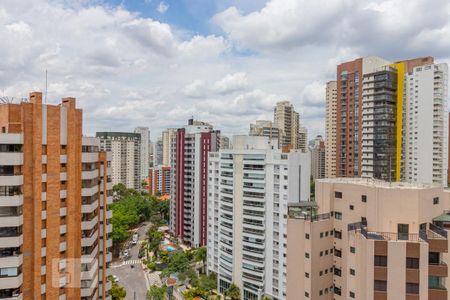 Apartamento para alugar com 214m², 3 quartos e 4 vagas Apartamento para alugar com 214m², 3 quartos e 4 vagasVista do Quarto 1