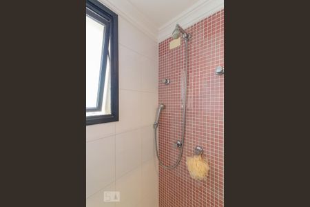 Apartamento para alugar com 214m², 3 quartos e 4 vagas Apartamento para alugar com 214m², 3 quartos e 4 vagasBanheiro da Suíte 2