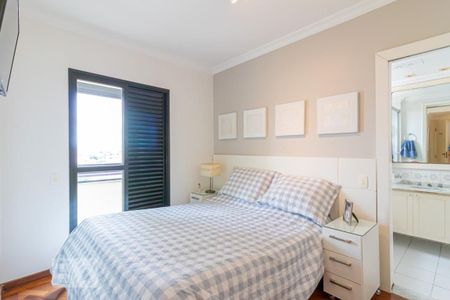 Apartamento para alugar com 214m², 3 quartos e 4 vagas Apartamento para alugar com 214m², 3 quartos e 4 vagasSuíte 3