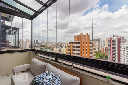 Sacada  de apartamento à venda com 3 quartos, 214m² em Jardim Vila Mariana, São Paulo