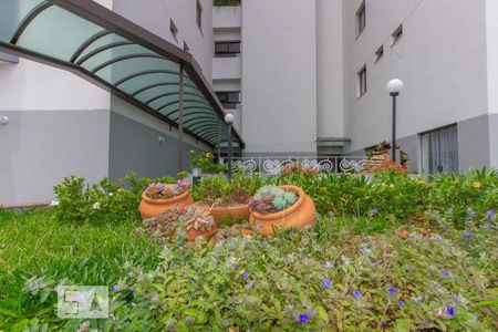 Apartamento à venda com 73m², 3 quartos e 1 vaga Apartamento à venda com 73m², 3 quartos e 1 vagaCondomínio