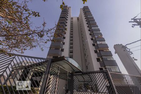Apartamento à venda com 73m², 3 quartos e 1 vaga Apartamento à venda com 73m², 3 quartos e 1 vagaFachada