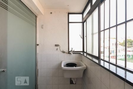 Apartamento à venda com 73m², 3 quartos e 1 vaga Apartamento à venda com 73m², 3 quartos e 1 vagaÁrea de serviço
