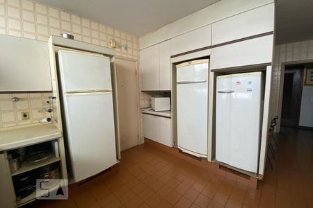 Apartamento à venda com 650m², 3 quartos e 5 vagas Apartamento à venda com 650m², 3 quartos e 5 vagasCozinha