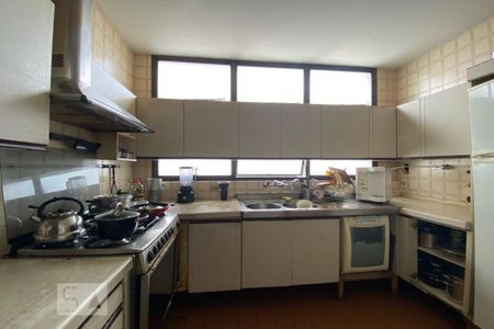 Apartamento à venda com 650m², 3 quartos e 5 vagas Apartamento à venda com 650m², 3 quartos e 5 vagasCozinha