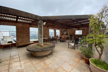 Apartamento à venda com 650m², 3 quartos e 5 vagas Apartamento à venda com 650m², 3 quartos e 5 vagasVaranda