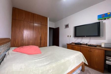 Apartamento à venda com 650m², 3 quartos e 5 vagas Apartamento à venda com 650m², 3 quartos e 5 vagasQuarto 3