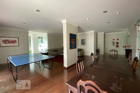 Apartamento à venda com 650m², 3 quartos e 5 vagas Apartamento à venda com 650m², 3 quartos e 5 vagasÁrea comum - Salão de festas