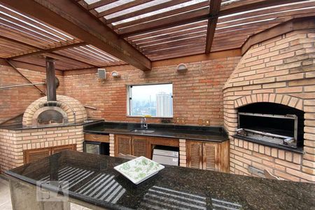 Apartamento à venda com 650m², 3 quartos e 5 vagas Apartamento à venda com 650m², 3 quartos e 5 vagasChurrasqueira