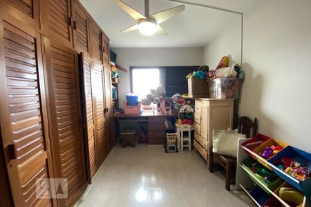 Apartamento à venda com 650m², 3 quartos e 5 vagas Apartamento à venda com 650m², 3 quartos e 5 vagasQuarto 2