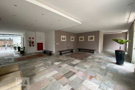 Apartamento à venda com 650m², 3 quartos e 5 vagas Apartamento à venda com 650m², 3 quartos e 5 vagasHall Social