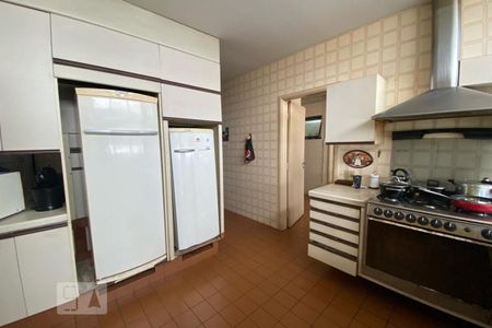 Apartamento à venda com 650m², 3 quartos e 5 vagas Apartamento à venda com 650m², 3 quartos e 5 vagasCozinha