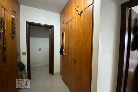 Apartamento à venda com 650m², 3 quartos e 5 vagas Apartamento à venda com 650m², 3 quartos e 5 vagasQuarto 3