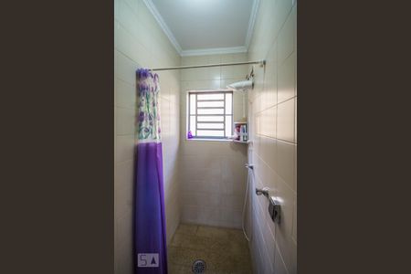 Casa à venda com 332m², 4 quartos e 4 vagasBanheiro de Serviço