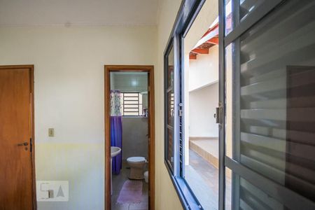 Casa à venda com 332m², 4 quartos e 4 vagasQuarto de Serviço