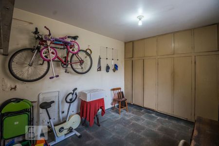 Casa à venda com 332m², 4 quartos e 4 vagasSala de Jogos