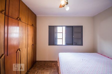 Casa à venda com 332m², 4 quartos e 4 vagasQuarto 1