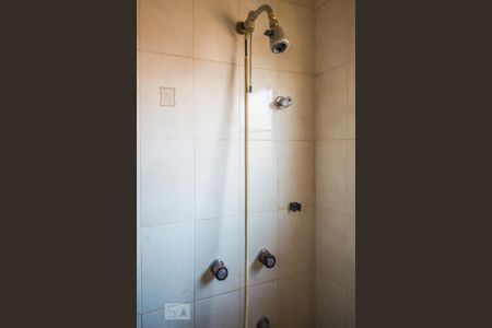 Casa à venda com 332m², 4 quartos e 4 vagasBanheiro da Suíte