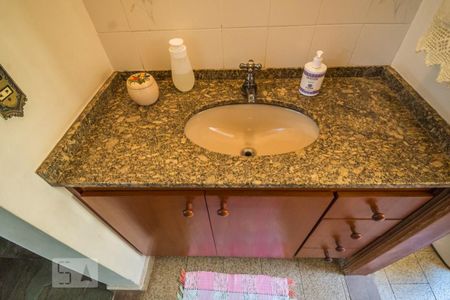 Casa à venda com 332m², 4 quartos e 4 vagasLavabo