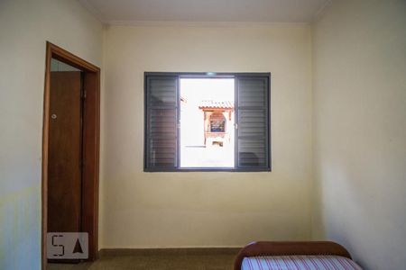 Casa à venda com 332m², 4 quartos e 4 vagasQuarto de Serviço