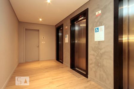 Studio à venda com 22m², 1 quarto e 1 vaga Studio à venda com 22m², 1 quarto e 1 vagaHall dos Elevadores