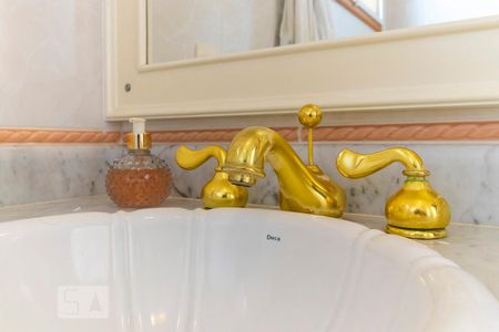 Casa para alugar com 700m², 5 quartos e 8 vagasBanheiro da suíte 3