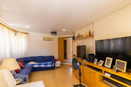 Sala de vídeo de casa para alugar com 5 quartos, 700m² em Loteamento Alphaville Campinas, Campinas