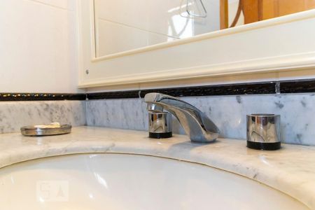 Casa para alugar com 700m², 5 quartos e 8 vagasBanheiro da suíte 2