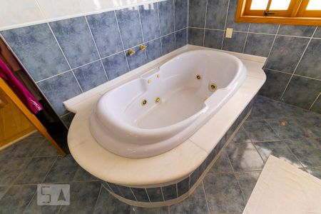 Casa para alugar com 700m², 5 quartos e 8 vagasBanheiro da suíte 1