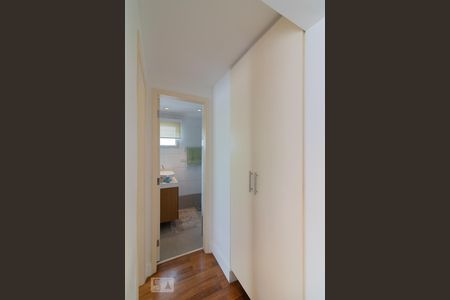 Apartamento para alugar com 44m², 1 quarto e 1 vaga Apartamento para alugar com 44m², 1 quarto e 1 vagaCorredor Quartos