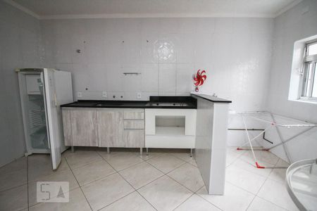 Casa à venda com 253m², 3 quartos e 4 vagas Casa à venda com 253m², 3 quartos e 4 vagascozinha 2