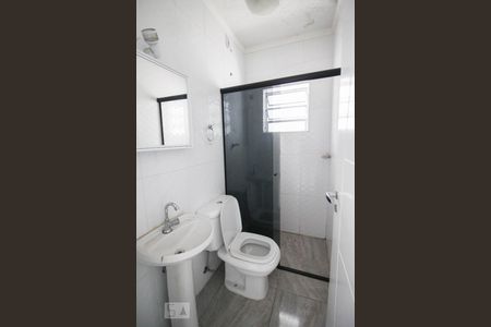 Casa à venda com 253m², 3 quartos e 4 vagas Casa à venda com 253m², 3 quartos e 4 vagasbanheiro 2