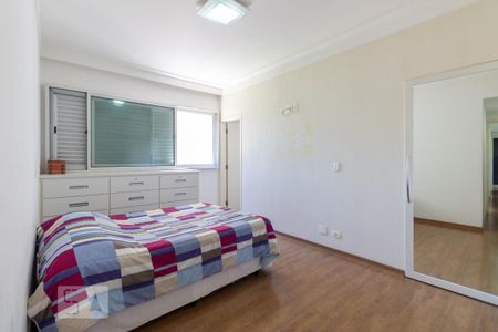 Apartamento à venda com 170m², 3 quartos e 3 vagasSuíte 3