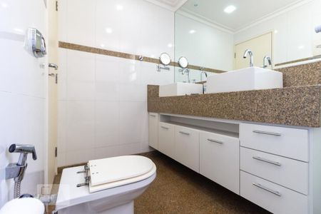 Apartamento à venda com 170m², 3 quartos e 3 vagasBanheiro da suíte 3
