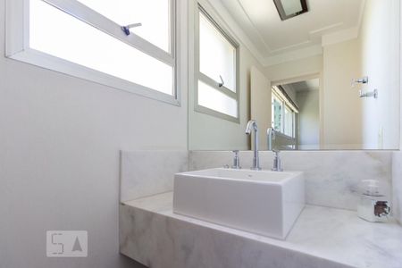 Apartamento à venda com 170m², 3 quartos e 3 vagasLavabo