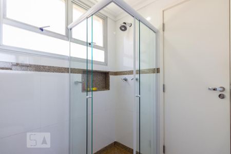 Apartamento à venda com 170m², 3 quartos e 3 vagasBanheiro da suíte 2