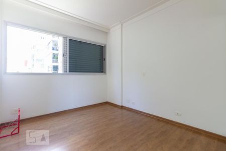 Apartamento à venda com 170m², 3 quartos e 3 vagasSuíte 2